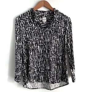 Nic+Zoe abstract print button neckline collared black and White size XS